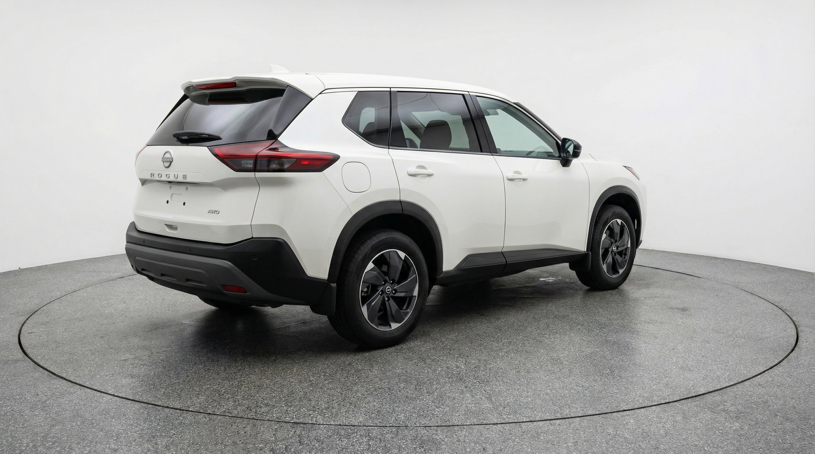 Used 2025 Nissan Rogue SV AWD/4WD image 9