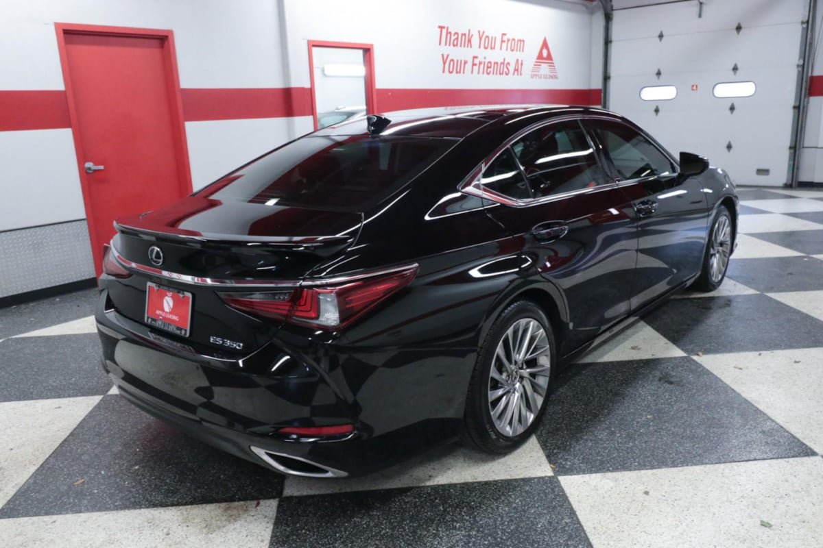 Used 2022 Lexus ES 350 Ultra Luxury w/ Accessory Package 2 FWD image 7