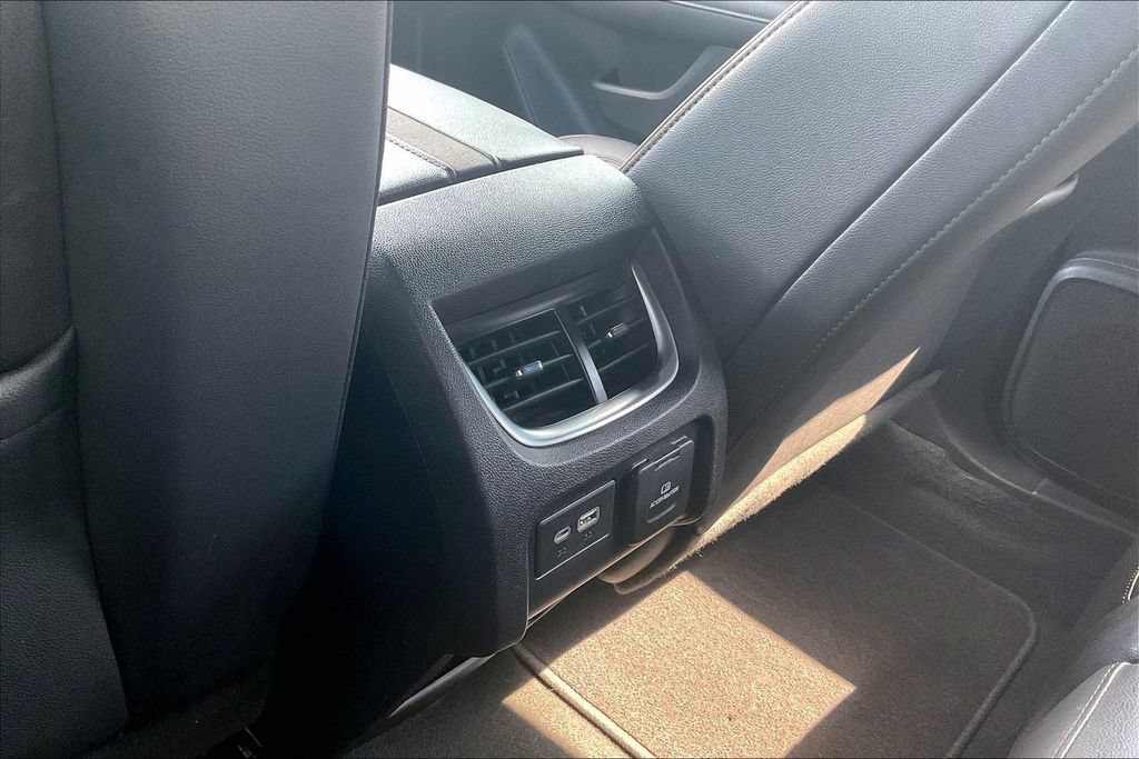 Used 2022 Chevrolet Blazer Premier w/ Enhanced Convenience Package AWD/4WD image 10