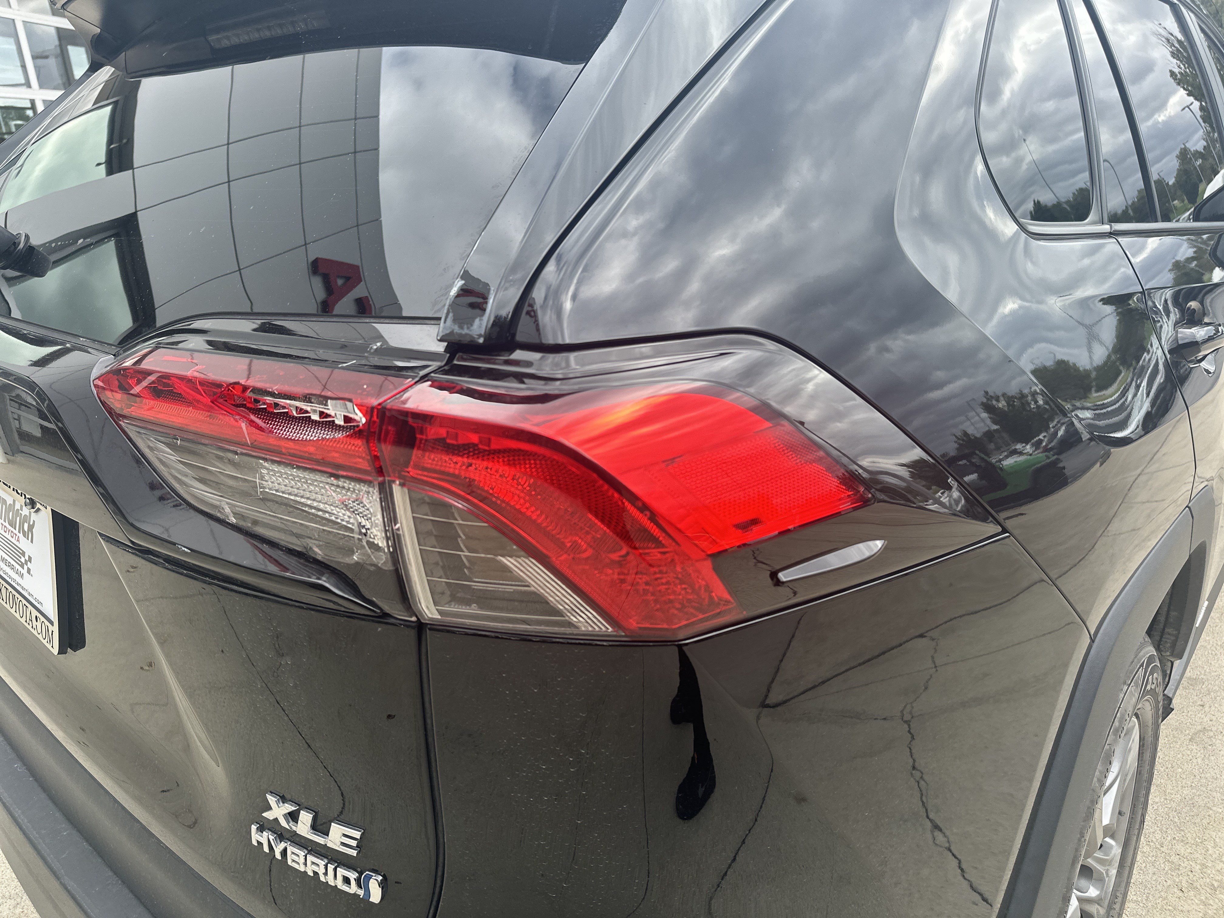 Used 2024 Toyota RAV4 XLE w/ Convenience Package AWD/4WD image 12