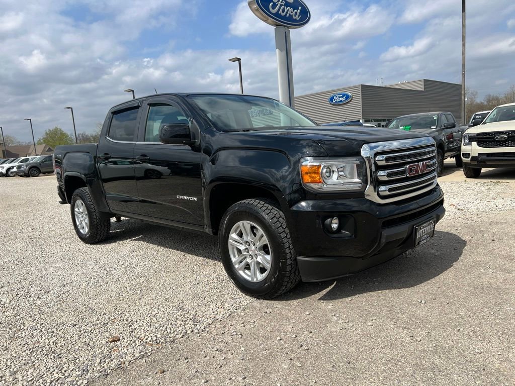 Used 2019 GMC Canyon SLE image 1