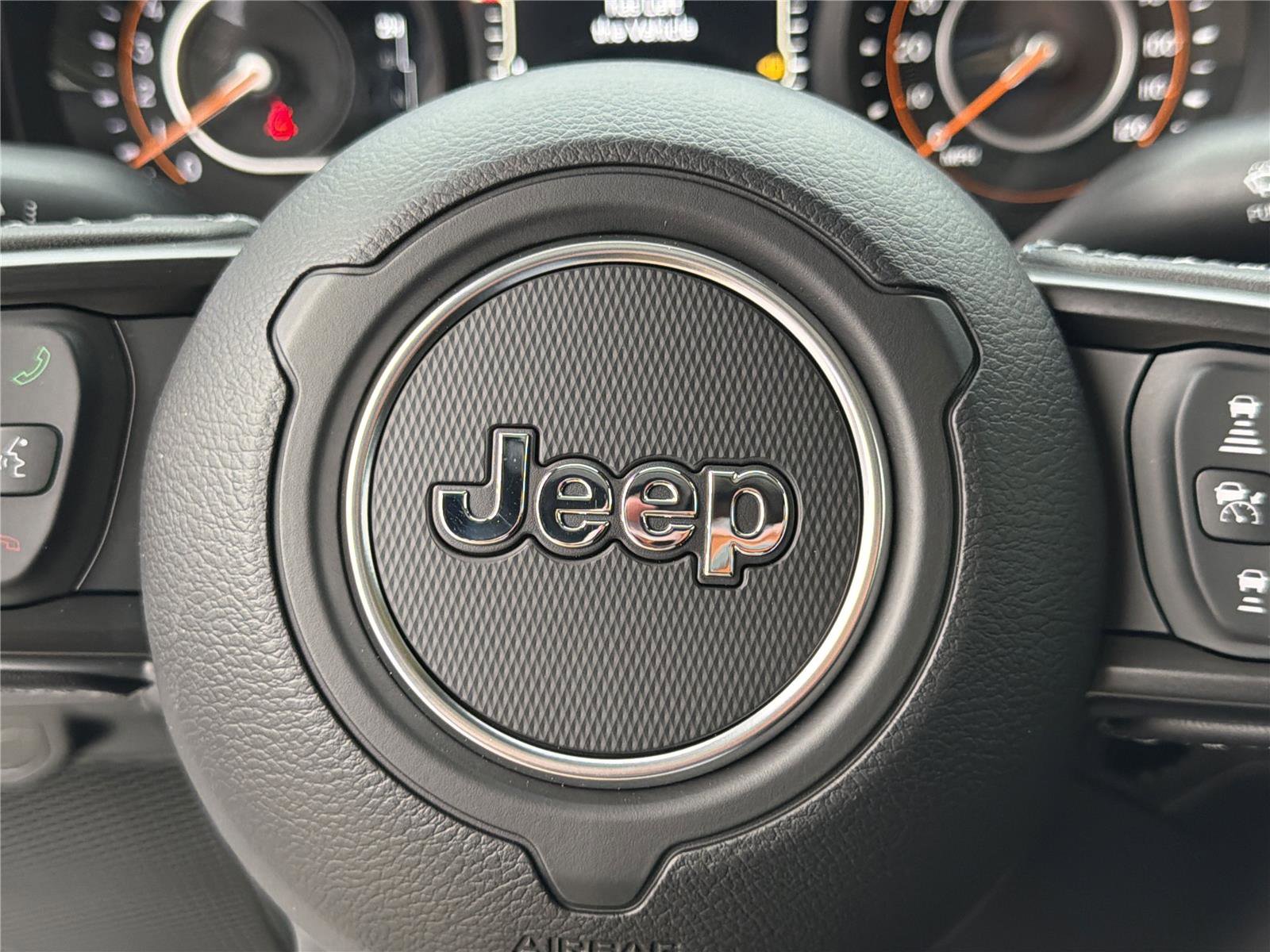 New 2026 Jeep Gladiator Sahara image 25