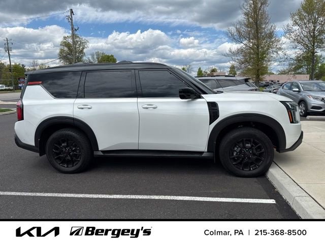 Used 2025 Nissan Armada PRO-4X AWD/4WD image 4
