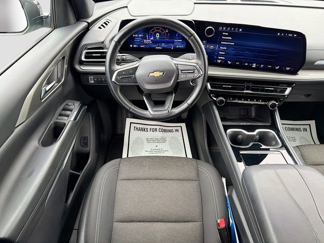 Used 2024 Chevrolet Traverse LT image 16