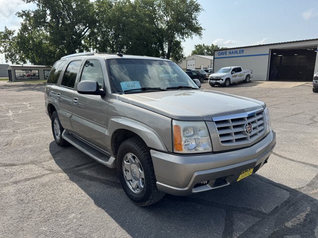 Used 2003 Cadillac Escalade AWD image 2