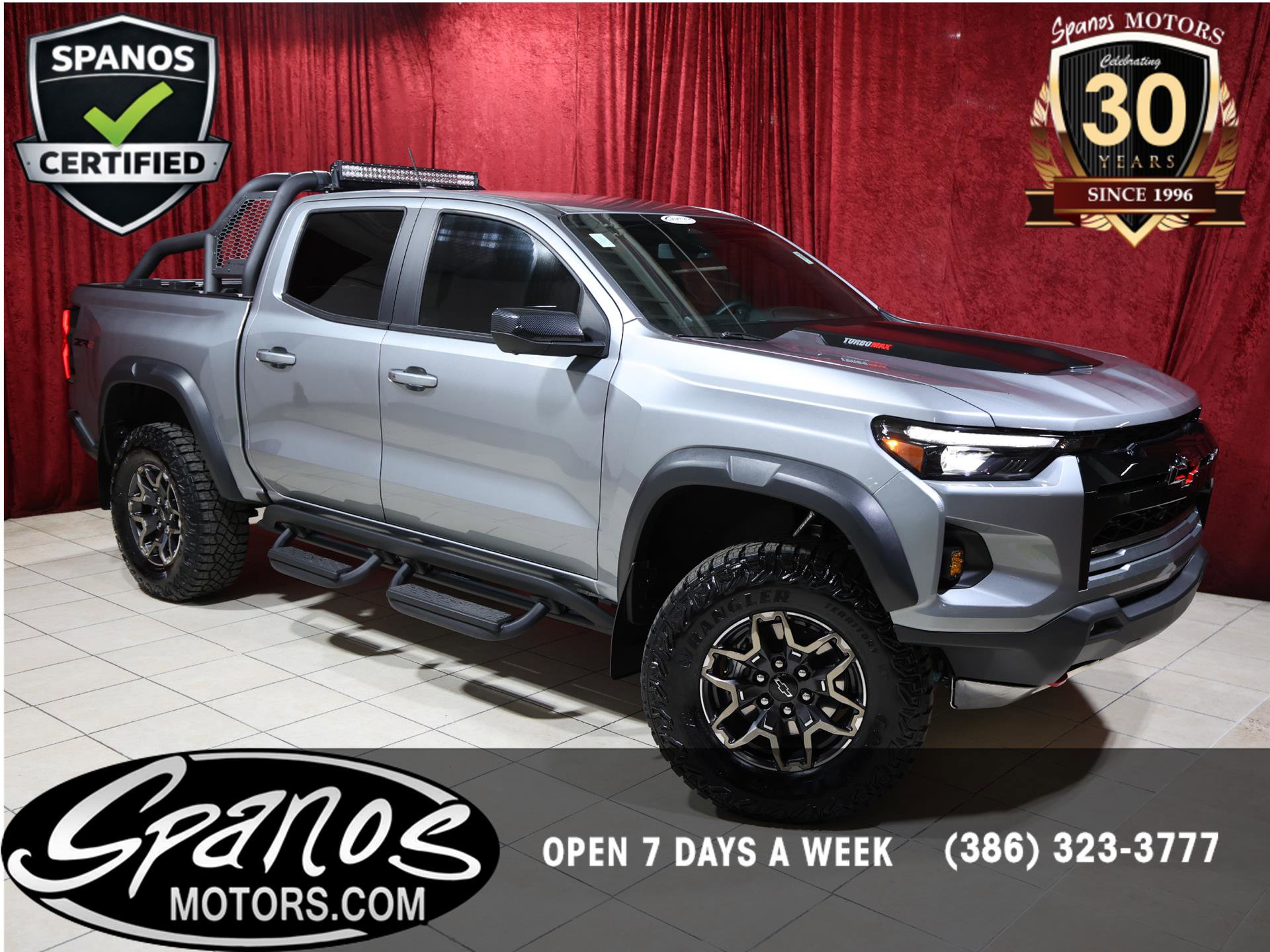 Used 2024 Chevrolet Colorado ZR2 w/ Technology Package image 1