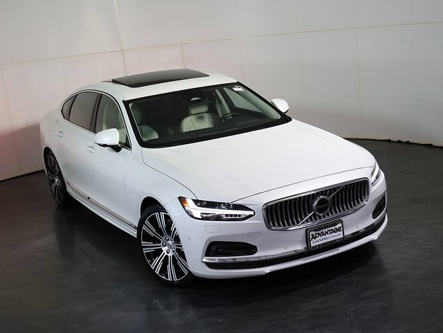Used 2023 Volvo S90 B6 Plus AWD/4WD image 7