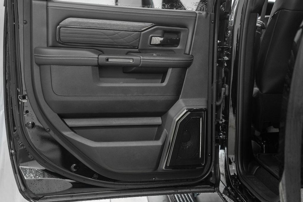 New 2026 RAM 2500 Limited AWD/4WD image 42