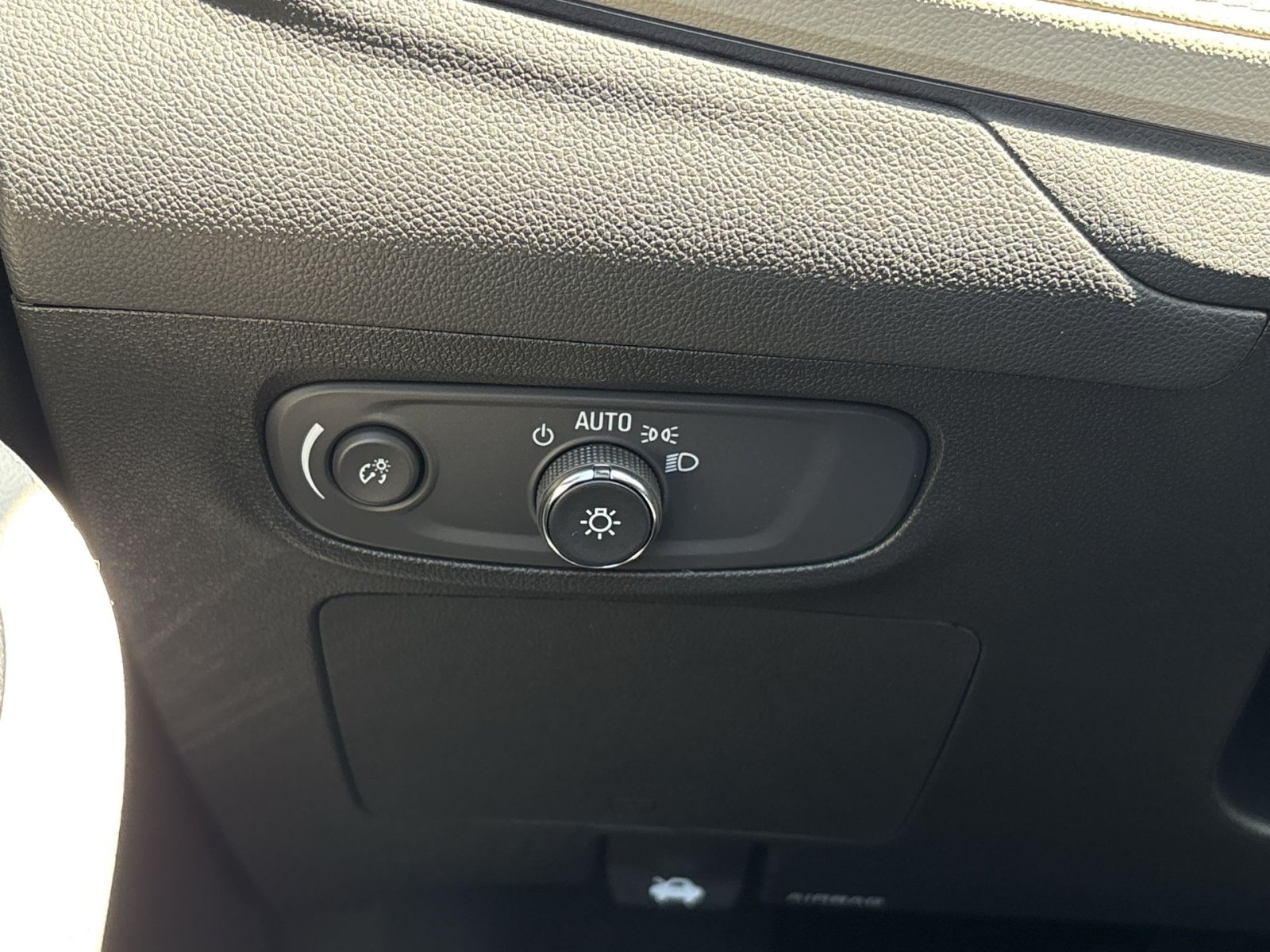 New 2026 Buick Encore GX Preferred w/ Comfort Package FWD image 22