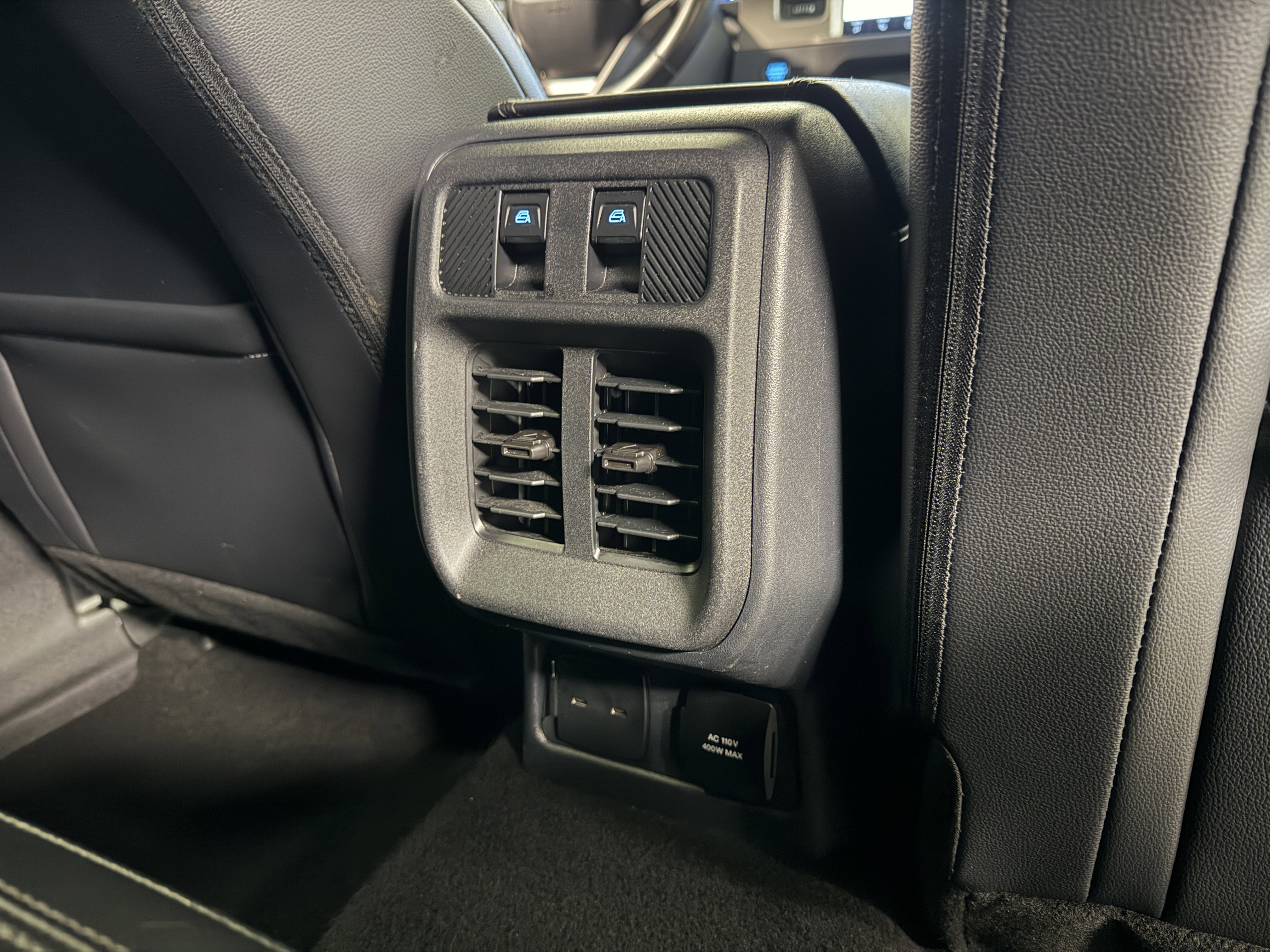 Used 2025 Ford Bronco Outer Banks image 24