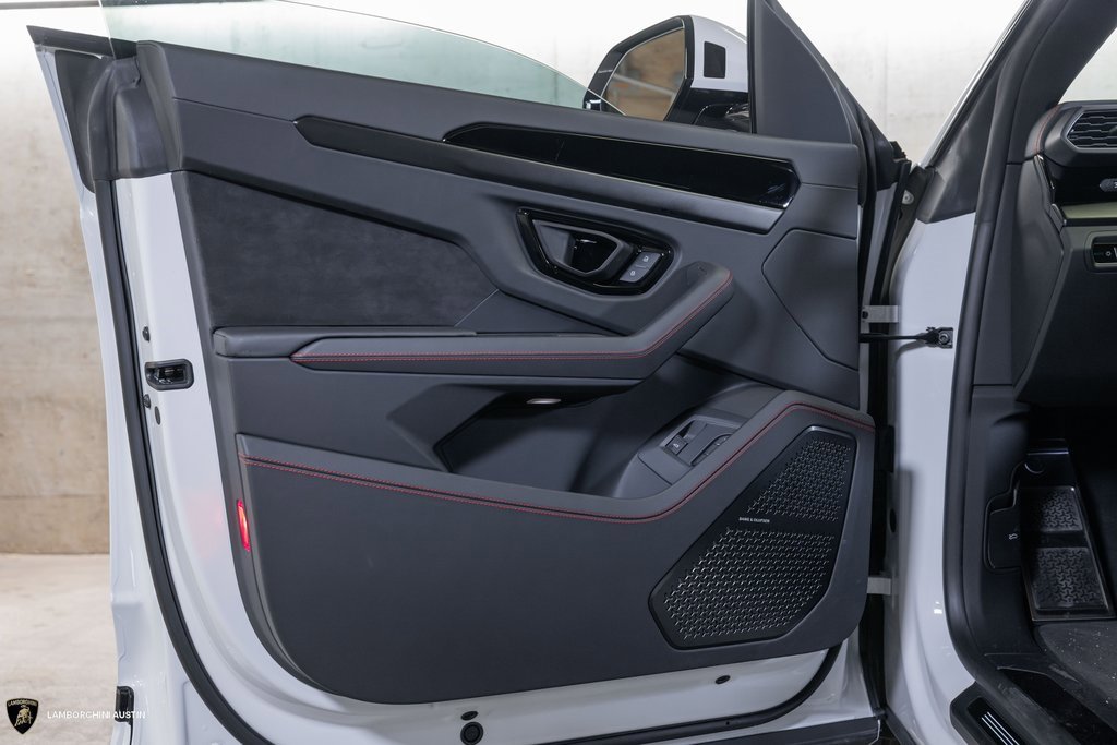Used 2024 Lamborghini Urus S image 20