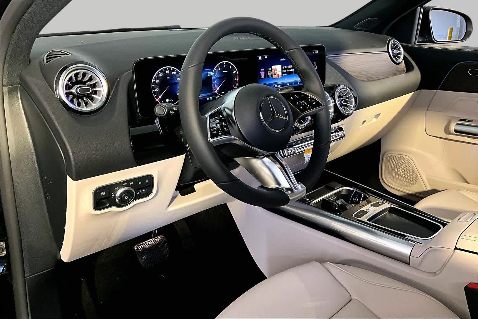New 2026 Mercedes-Benz GLA 250 4MATIC image 9