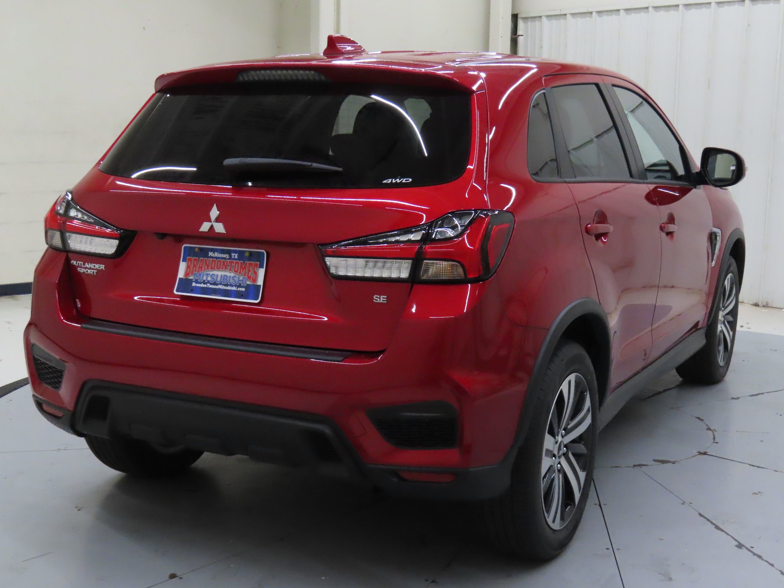 New 2025 Mitsubishi Outlander Sport SE image 3