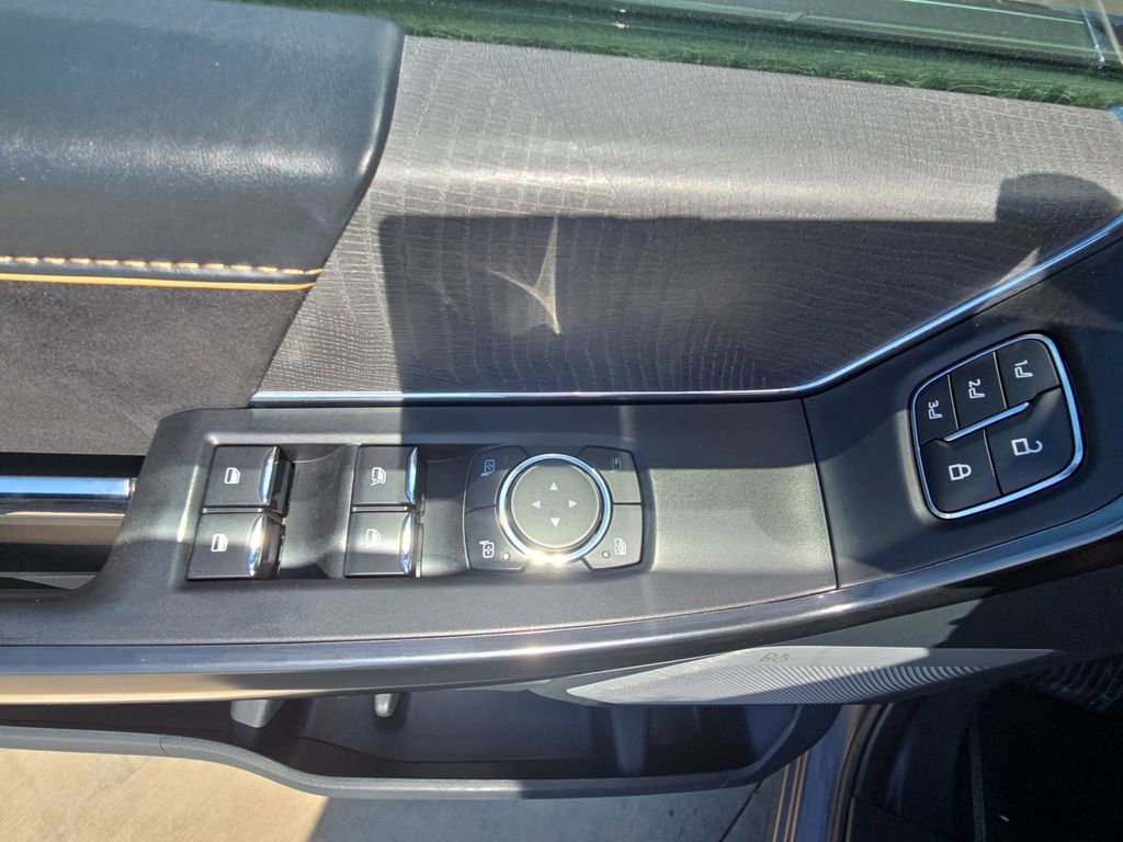 Used 2021 Ford F150 Platinum w/ Equipment Group 701A High image 27