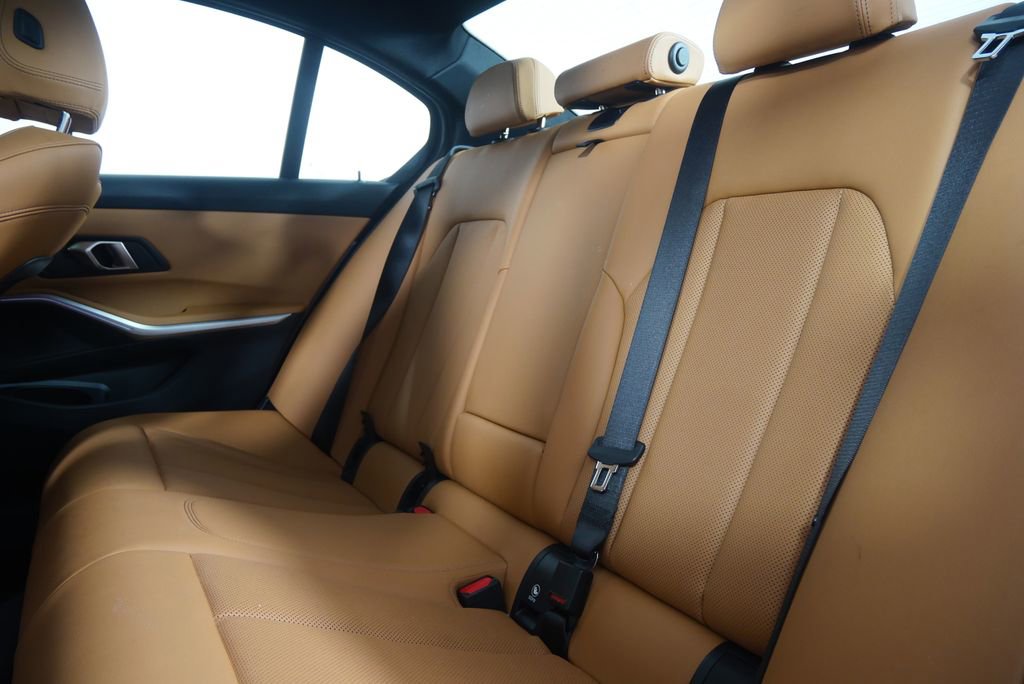 Certified 2025 BMW 330i xDrive Sedan image 14