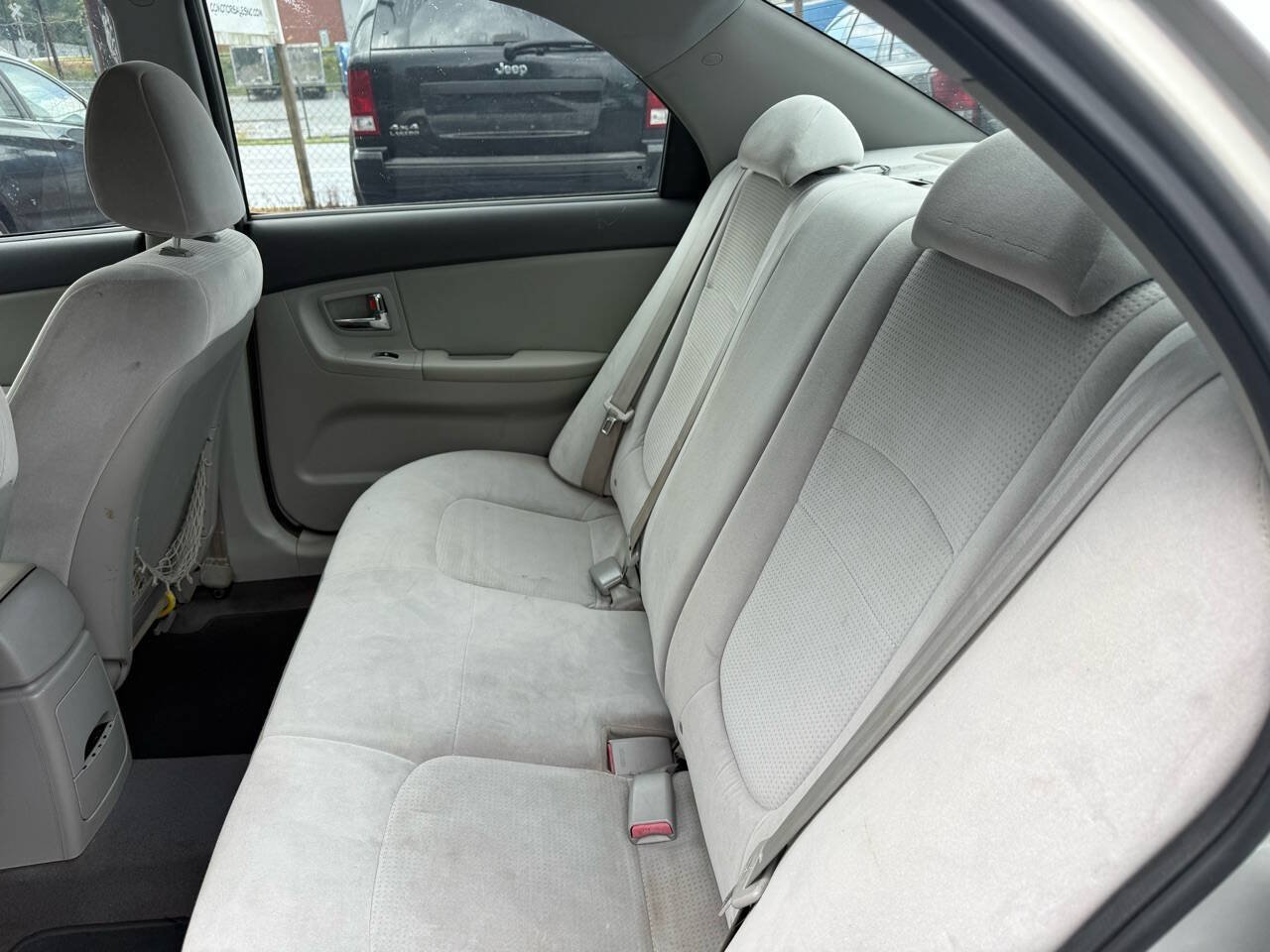 Used 2009 Kia Spectra EX FWD image 13