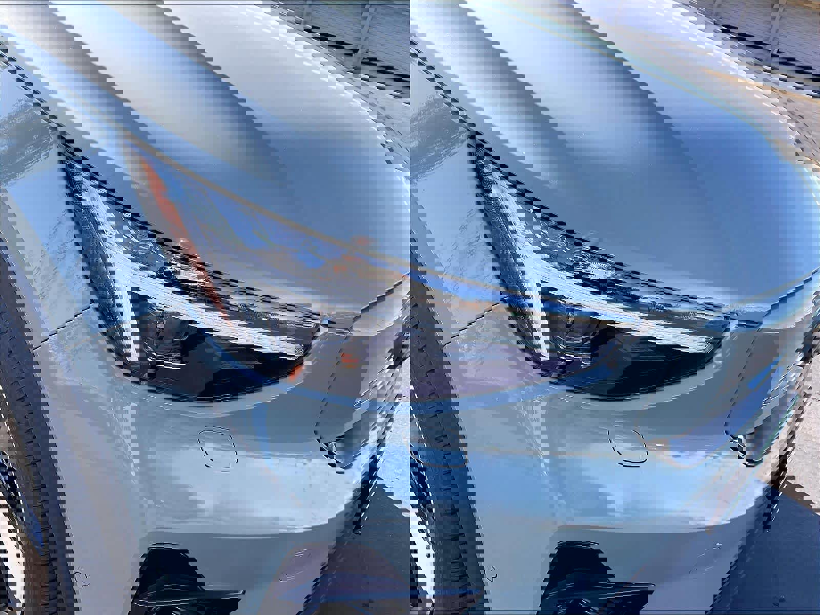 Used 2023 Volvo XC40 Recharge Ultimate image 31