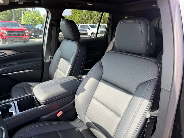 New 2026 Chevrolet Traverse LT w/ Sun and Wheel Package FWD image 21