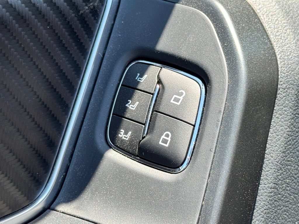 New 2025 Ford F150 Raptor AWD/4WD image 15