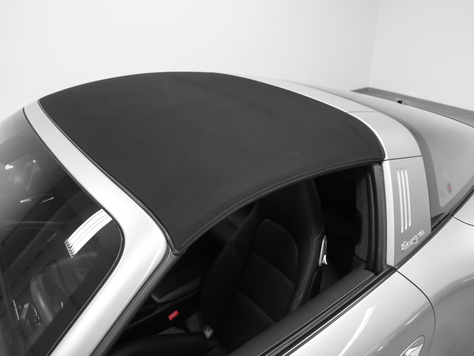 Certified 2015 Porsche 911 Targa 4S image 9