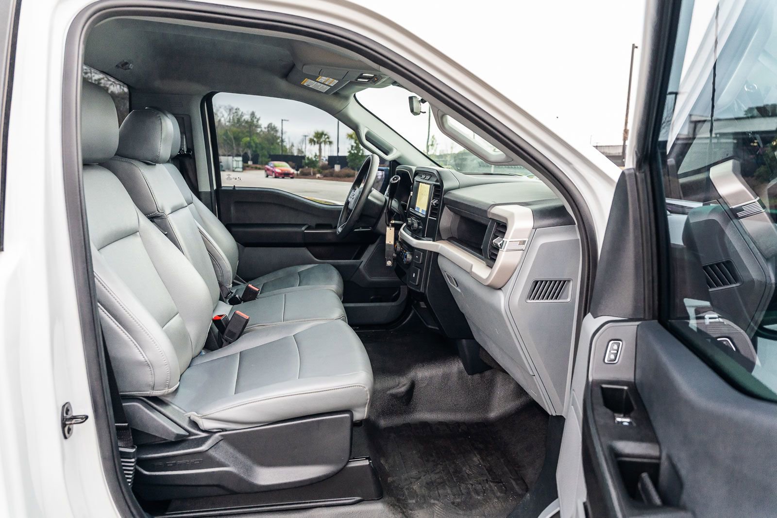 Used 2023 Ford F150 XL image 12