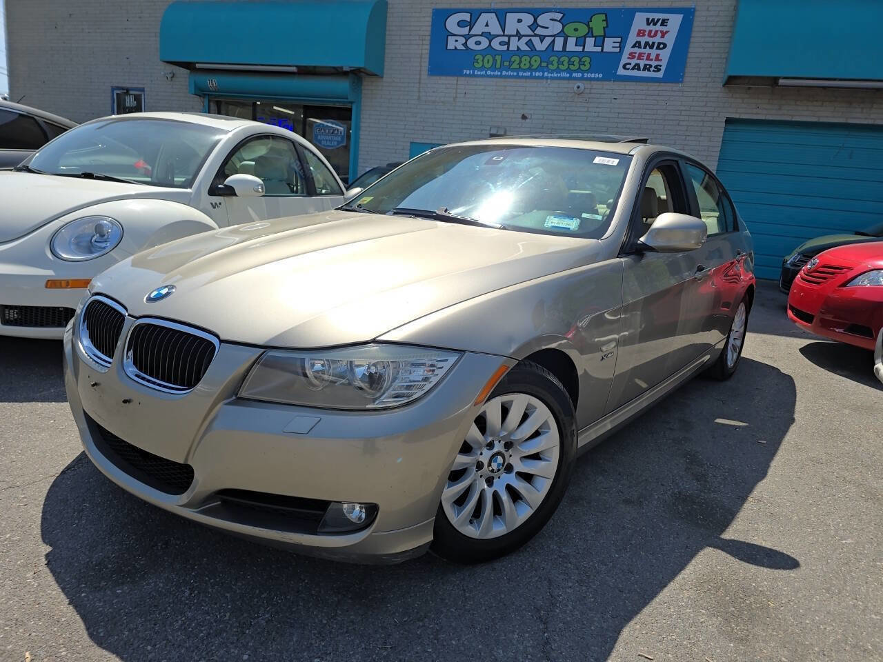 Used 2009 BMW 328i xDrive Sedan image 3