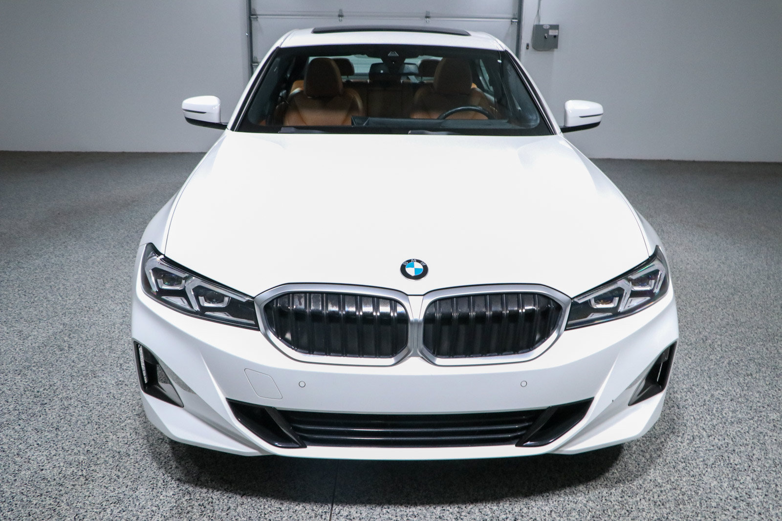 Used 2023 BMW 330i Sedan w/ Premium Package RWD image 4