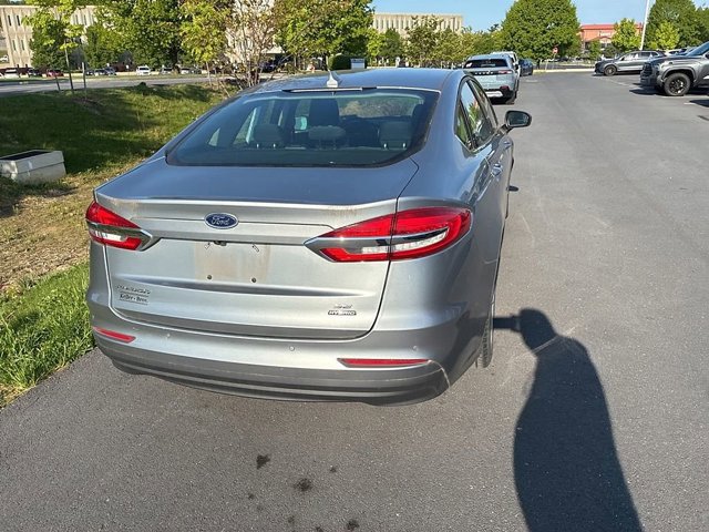 Used 2020 Ford Fusion SE FWD image 10