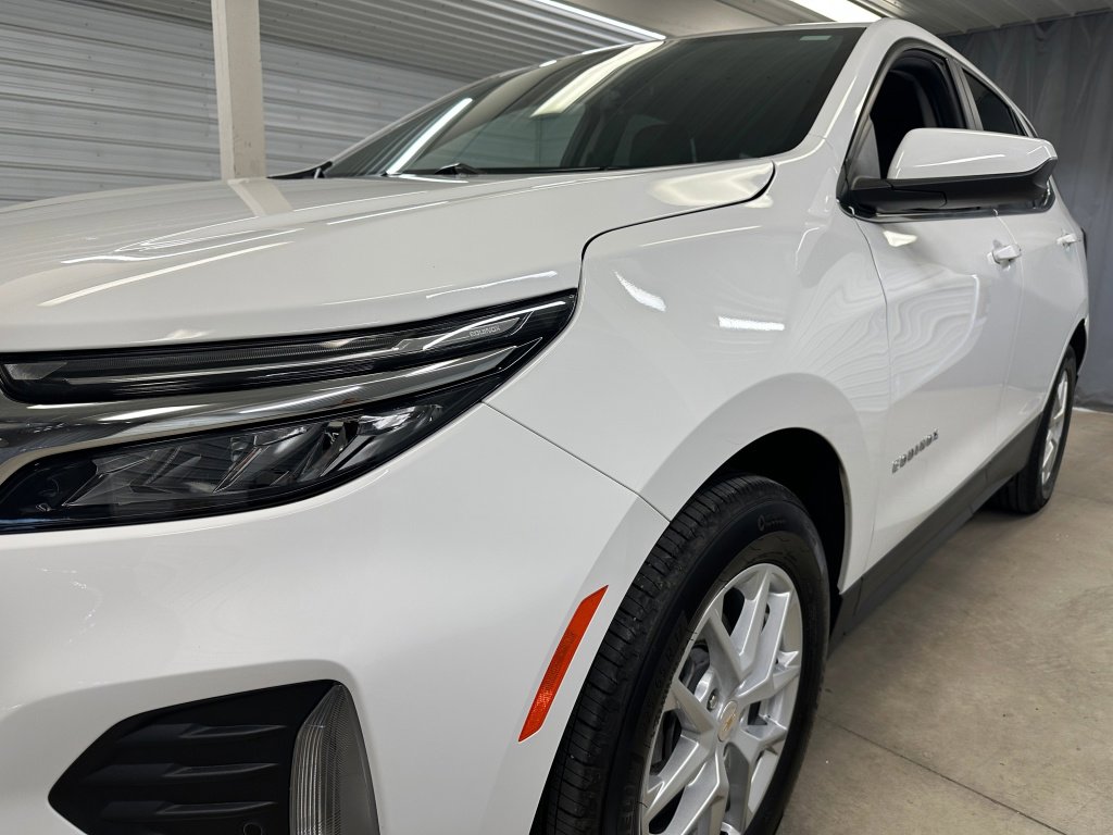 Certified 2024 Chevrolet Equinox LT w/ LPO, Floor Liner Package image 33