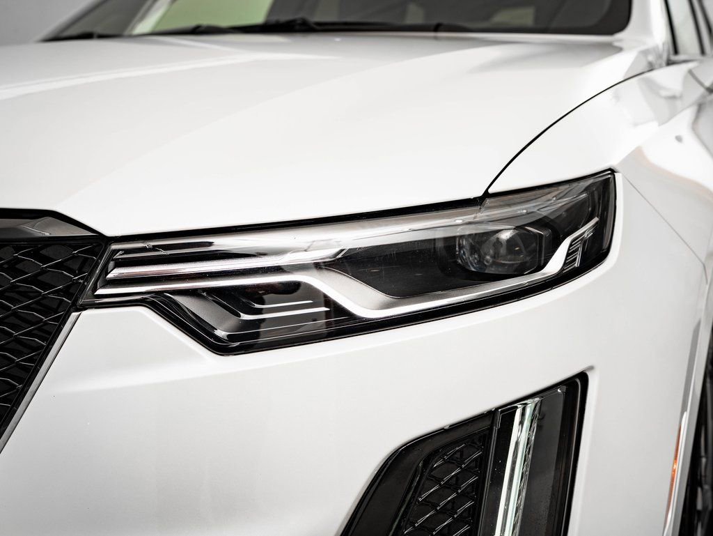 Used 2023 Cadillac XT6 Sport image 15