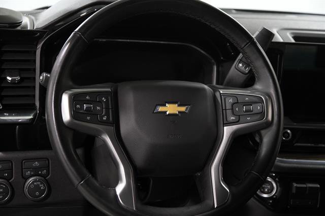 Used 2025 Chevrolet Silverado 1500 LT image 8
