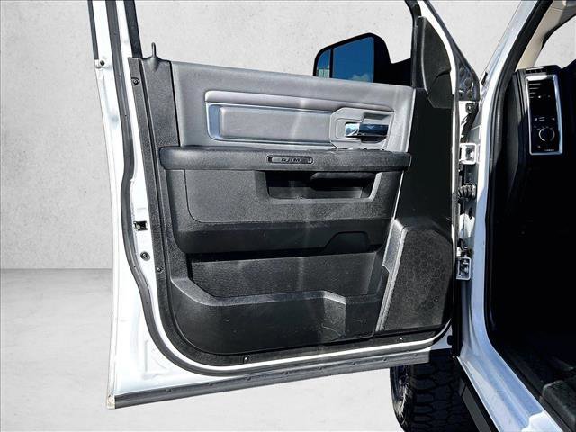 Used 2021 RAM 1500 Classic SLT image 18