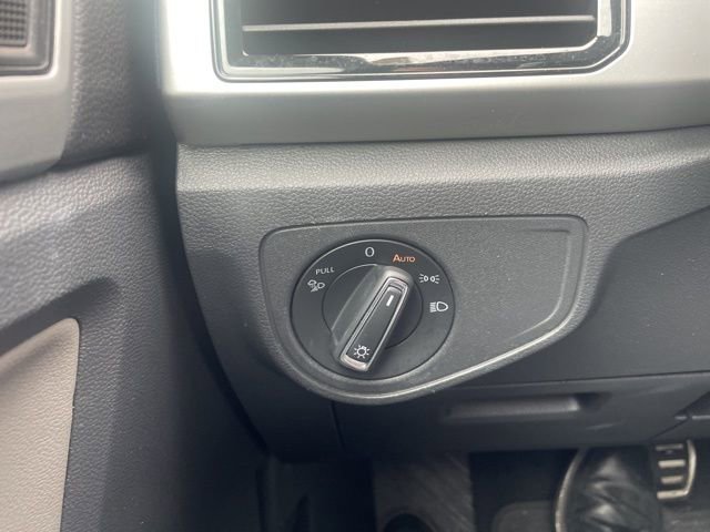 Used 2023 Volkswagen Atlas Cross Sport SEL R-Line image 44