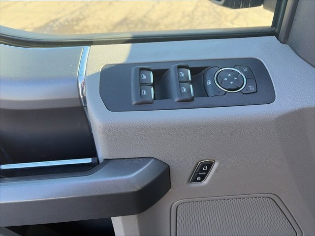 Used 2015 Ford F150 XLT w/ Equipment Group 302A Luxury image 12