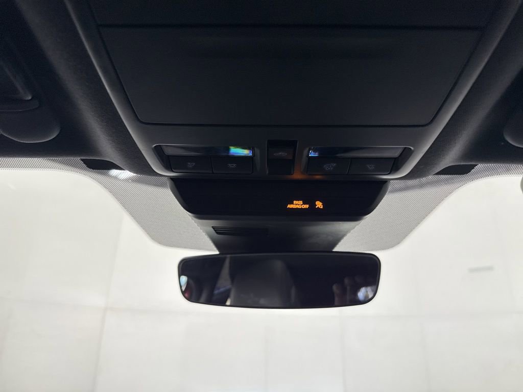 Used 2023 MAZDA MAZDA3 s image 27