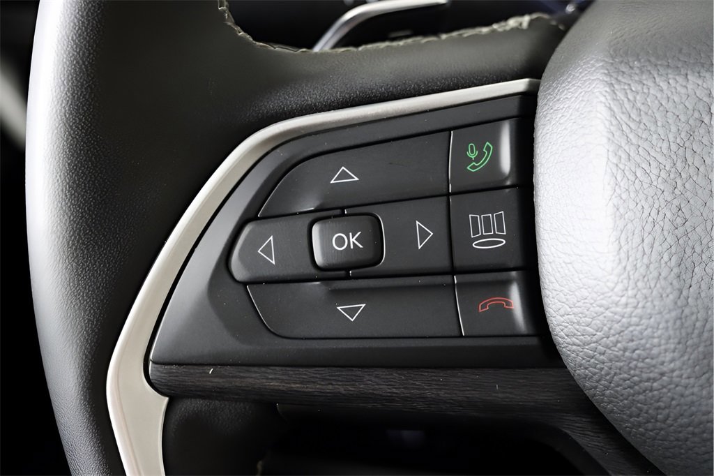 Used 2022 Jeep Grand Cherokee Limited 4xe image 26