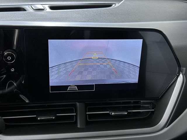 New 2026 Chevrolet Trax LS w/ LS Convenience Package FWD image 16