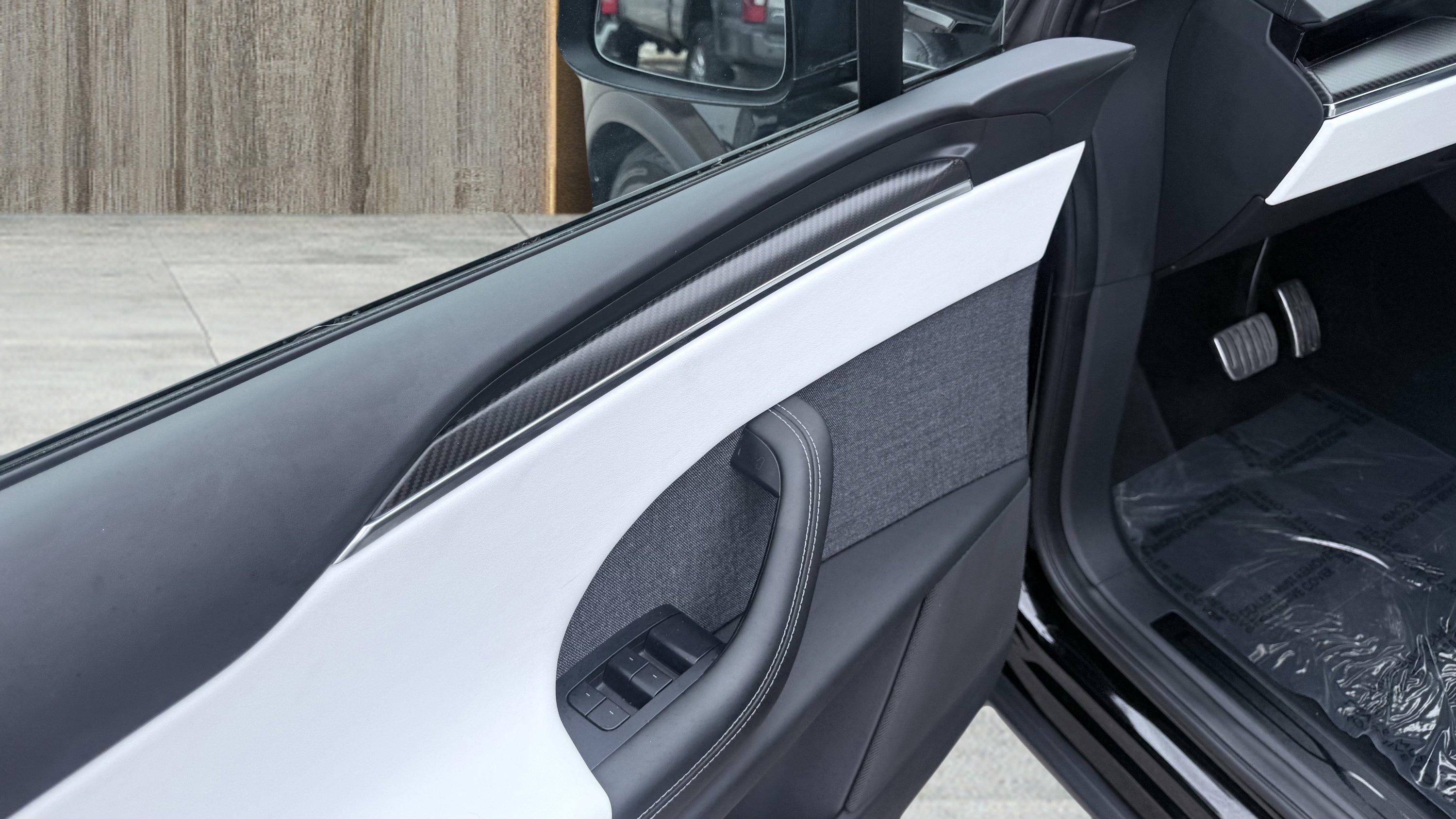 Used 2022 Tesla Model X Plaid AWD/4WD image 30
