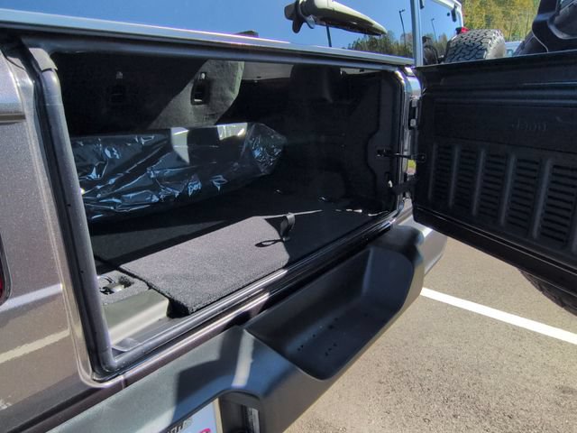 New 2026 Jeep Wrangler Unlimited Sport AWD/4WD image 23