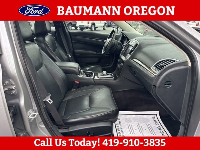 Used 2017 Chrysler 300 C AWD/4WD image 11