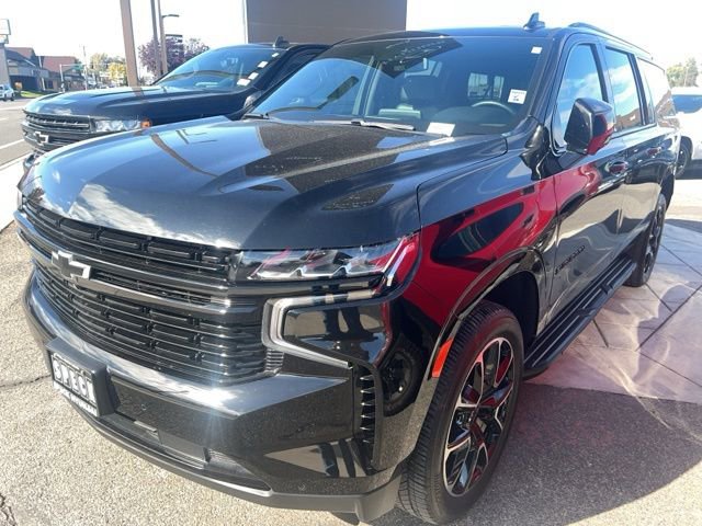 Used 2024 Chevrolet Suburban RST w/ Luxury Package image 1