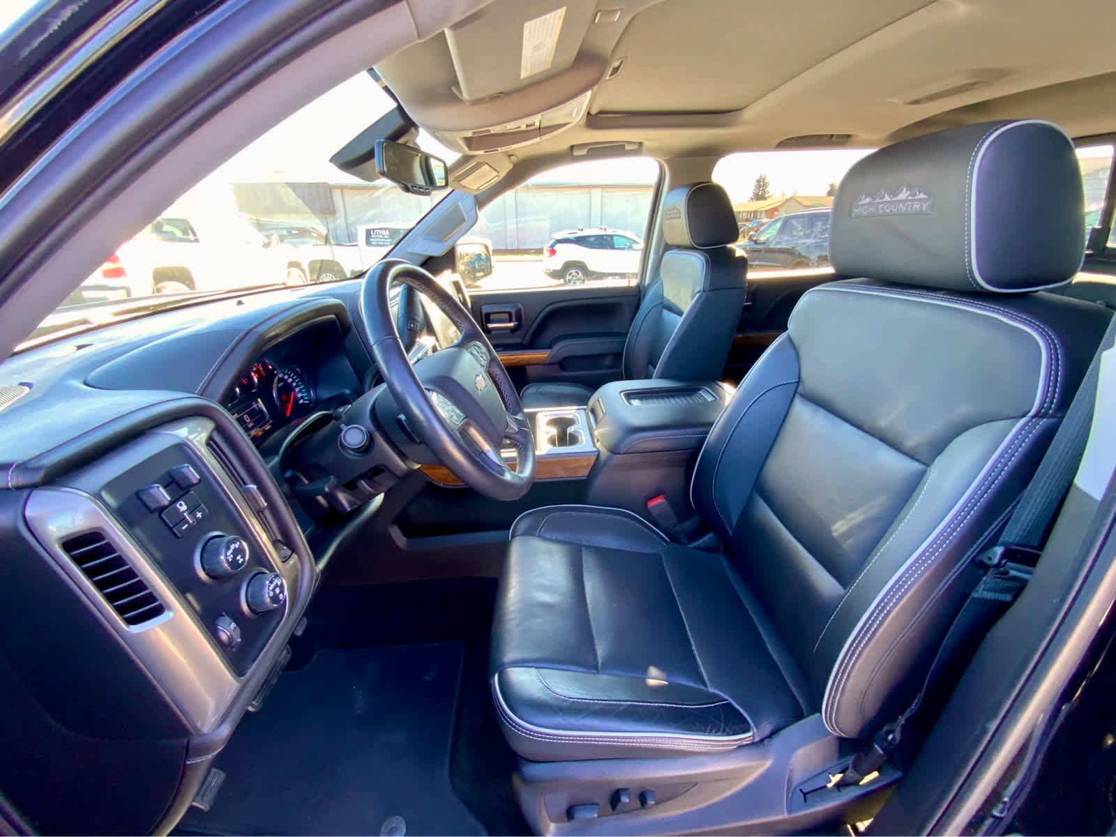 Used 2018 Chevrolet Silverado 1500 High Country AWD/4WD image 20