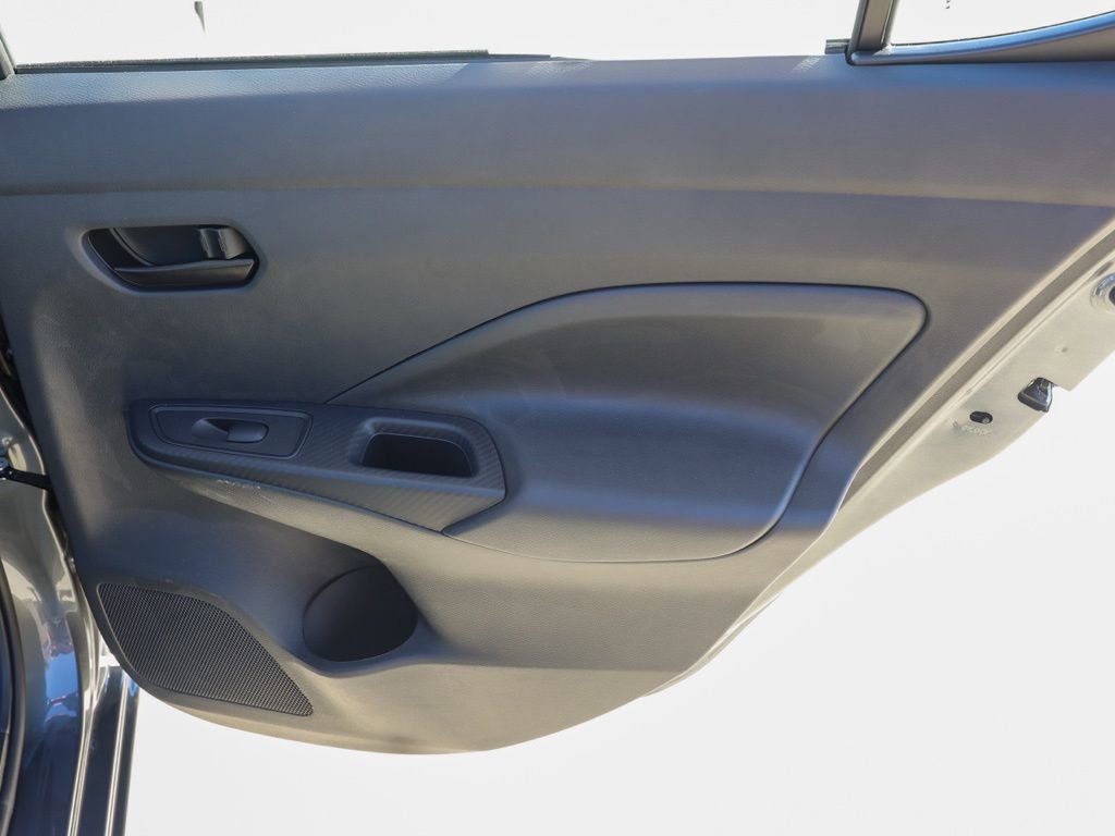 Used 2025 Nissan Versa S w/ Trunk Package image 18