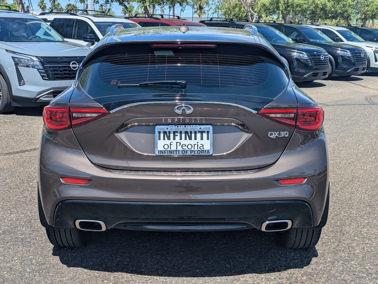 Certified 2019 INFINITI QX30 w/ Cargo Package image 5