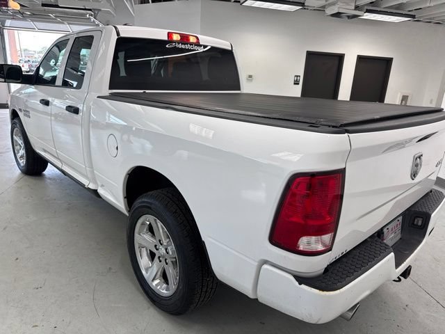 Used 2018 RAM 1500 Express AWD/4WD image 11