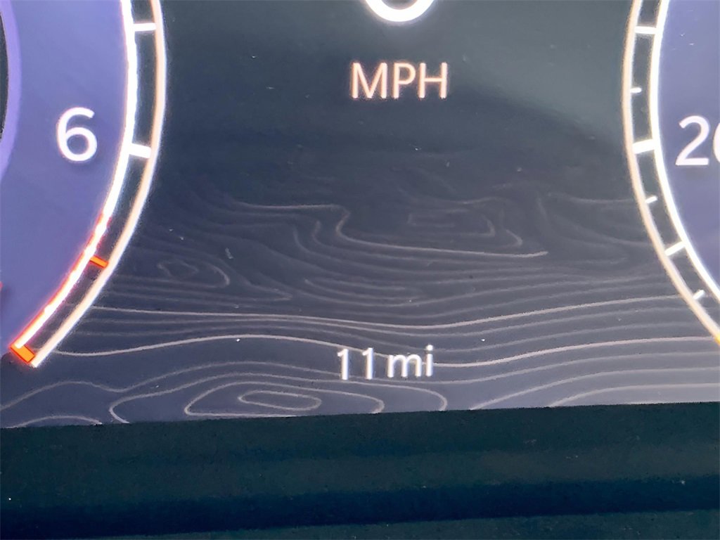 New 2025 Jeep Grand Cherokee Limited w/ Trailer Tow Package image 36