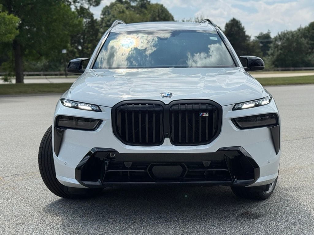 New 2027 BMW X7 M60i AWD/4WD image 9