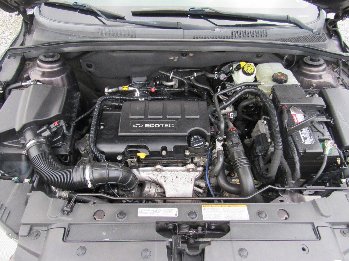 Used 2014 Chevrolet Cruze LT image 11