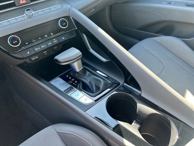 Used 2023 Hyundai Elantra SEL w/ Convenience Package FWD image 14