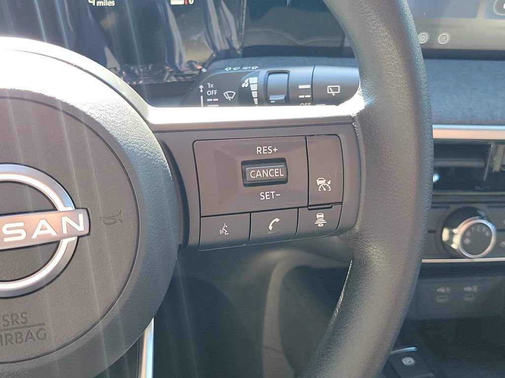 New 2026 Nissan Kicks S image 30